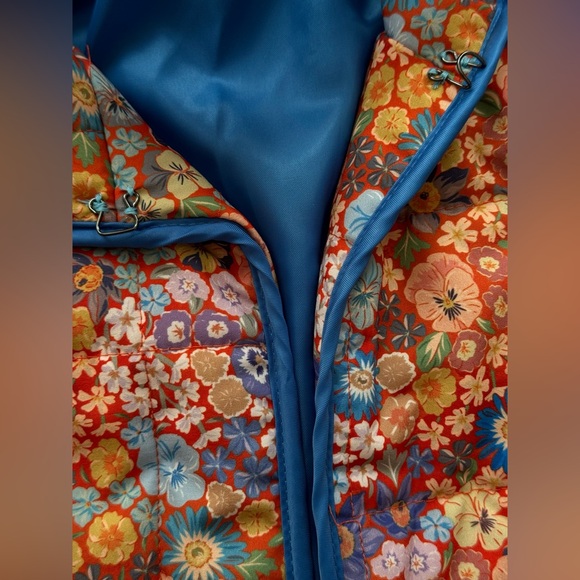 Dolman Quilted Puff Jacket, Floral Lightweight - Picture 6 of 8